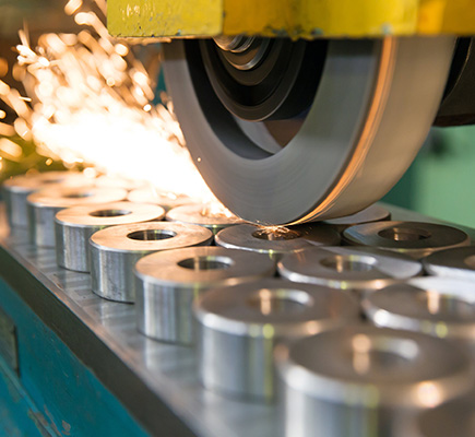 自動化零件加工